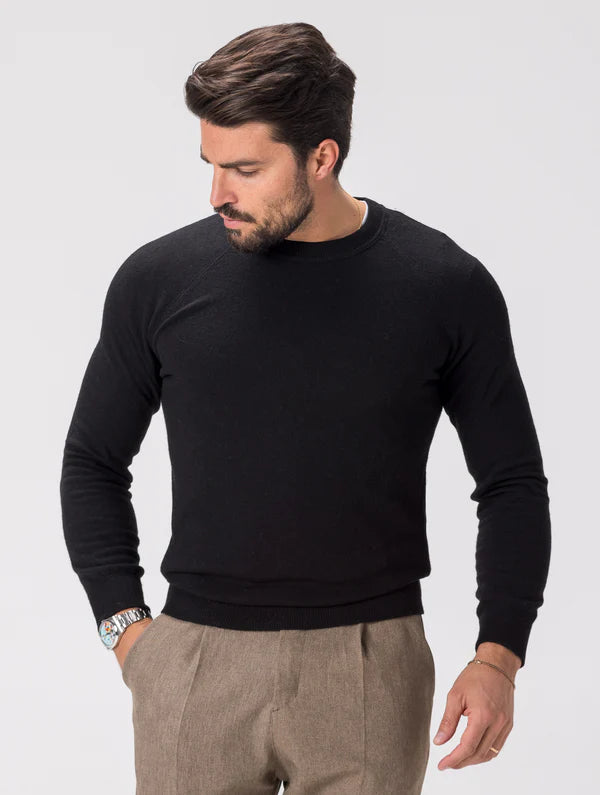 BLACK WOOL CREW NECK SWEATER Article 45