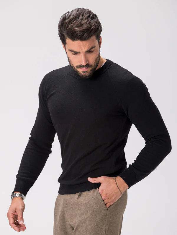 BLACK WOOL CREW NECK SWEATER Article 45