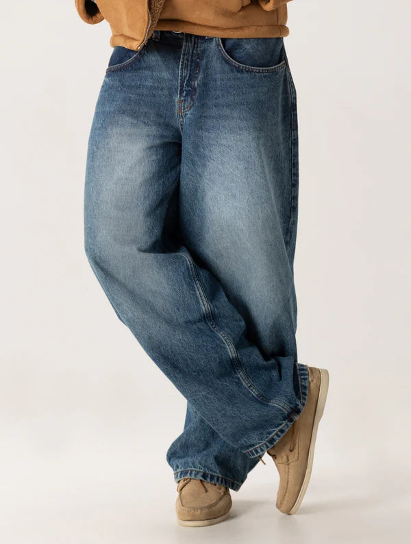 KIRA BAGGY JEANS IN DENIM Article 10