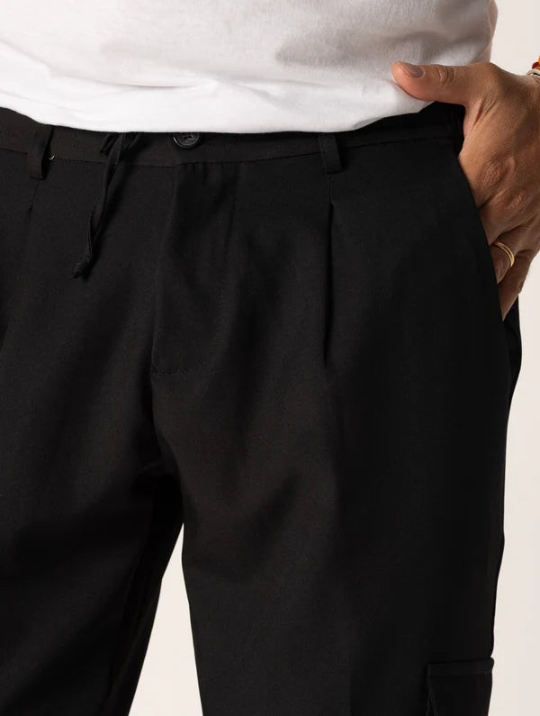 GARY BLACK CARGO PANTS Article 52