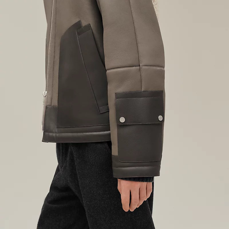 Straight jacket with zip and throat guard Article 28